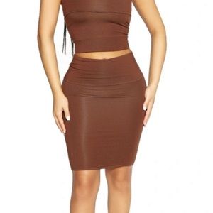 Fold that butter skirt, chocolate